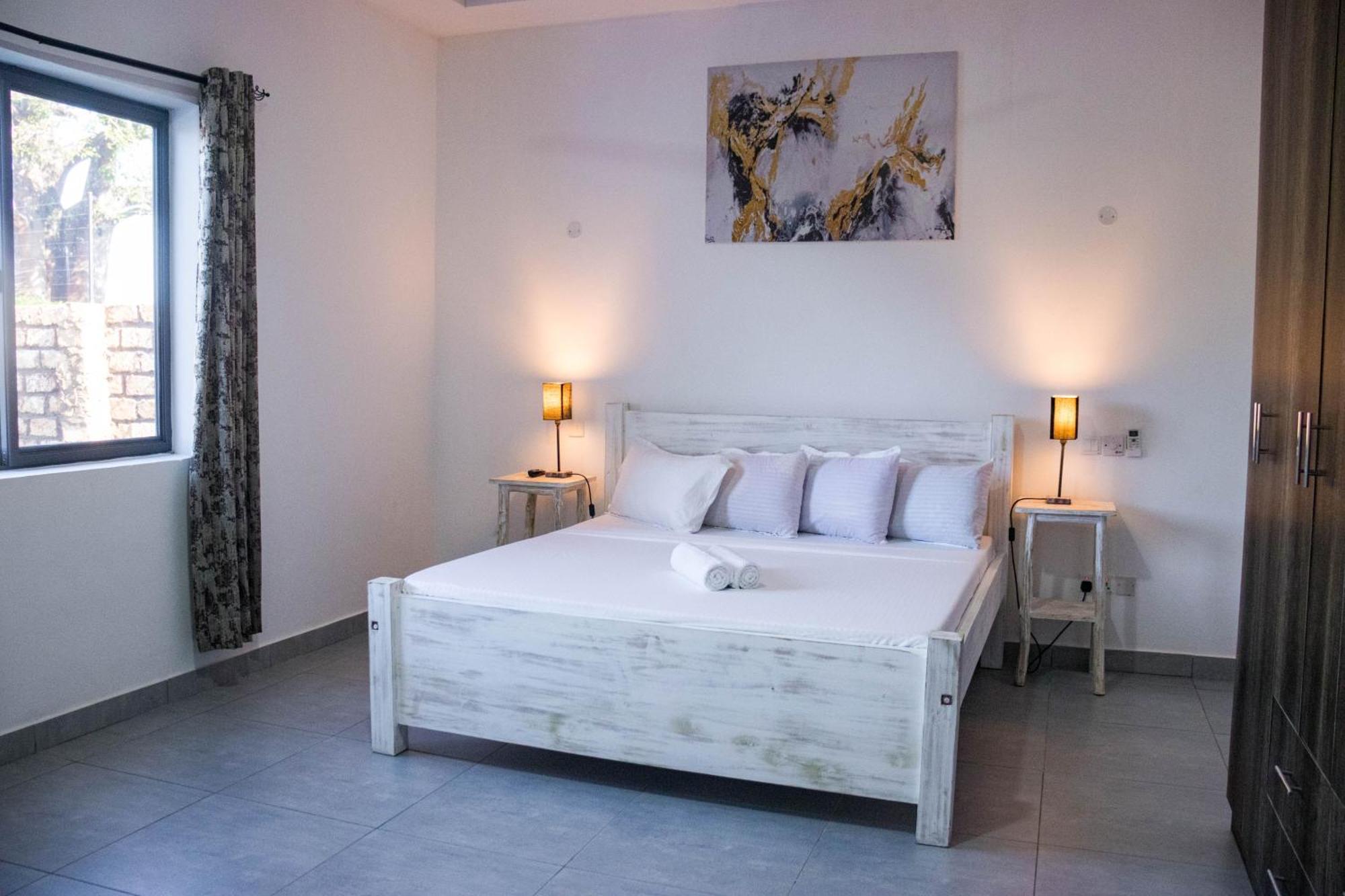 4 U Luxury Bungalows Diani Diani Beach Kültér fotó